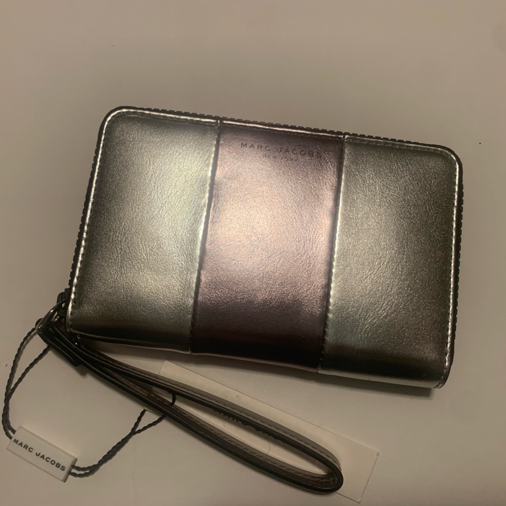 Marc Jacobs Silver Metallic Strip Wallet Wristlet